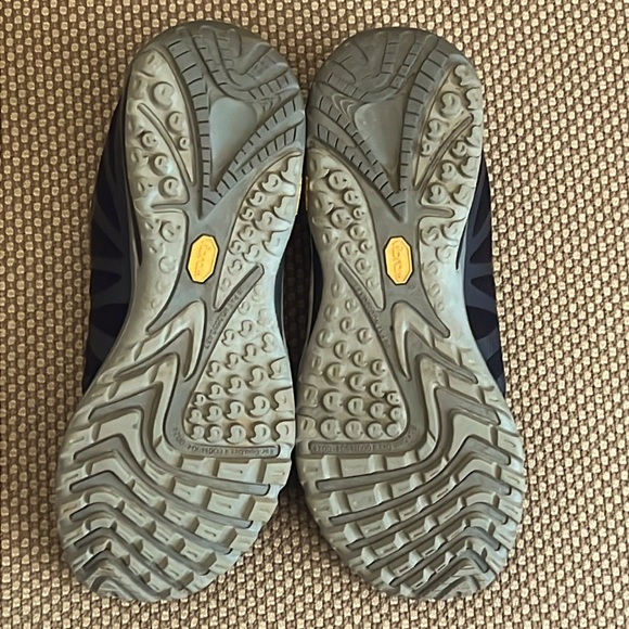 Merrell Women's Siren Edge Hiking Shoe Black J35522 US Size 9.5 EU 40.5 - Picture 2 of 5